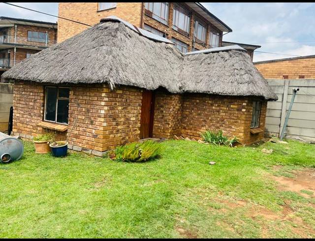 6 BEDROOM HOUSE FOR SALE IN TEDSTONEVILLE